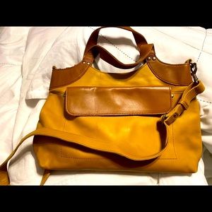 Duluth Trading Company Leather Handbag/Crossbody